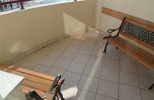 Voyager Bed & Breakfast Novi Sad Buitenkant foto