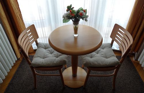 Voyager Bed & Breakfast Novi Sad Buitenkant foto